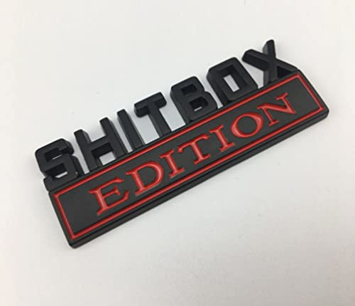 SHITBOX Edition - Auto Fahrzeug KFZ Emblem - Zeichen ist Selbstklebend - Rostlaube, Schrottkarre, ABS Auto Symbol Aufkleber Sticker Abzeichen Marke (SchwarzRot)
