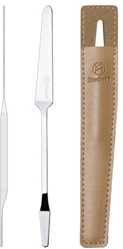 STUDIO17 Espátula de base de acero inoxidable | Espátula de maquillaje profesional para una aplicación uniforme de la base | Espátula de doble borde para áreas pequeñas de la cara | Bolsa incluida