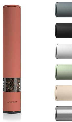 LARS NYSØM Salz Pfeffer Mühle manuell groß (28,8cm) mit einstellbarem Keramik-Mahlwerk von grob bis fein I Design Gewürzmühle (1 Stück) (Brick Red)