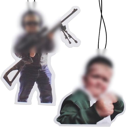 Auto Duft Anhänger 2 Stück Duftbaum Set Auto Online Celebrity Boys Figuren Autospiegel Aufhängung Kreativ Influencer Rucksack Anhänger Auto Innendekoration
