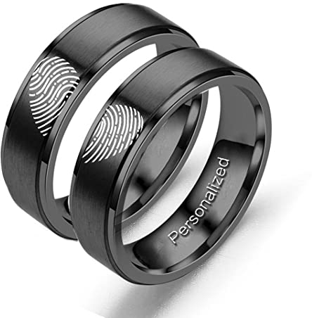 Ihanskio Personalisierte Passende Versprechen Paar Ringe Herz Fingerabdruck Gravur Matte Titan Stahl Trauringe Breite 8mm Liebe Verlobungsbänder für Frauen Männer (Black-8mm/6mm)