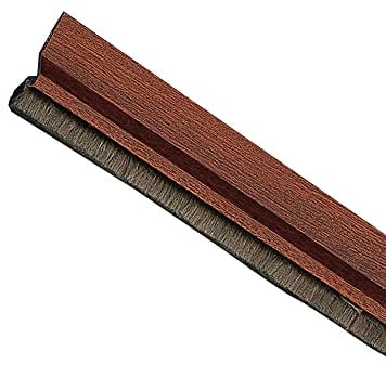 Amig - Burlete para puertas de entrada o de paso - Burlete adhesivo de sobreponer - Cepillo de pelo - Lámina de plástico entre la escobilla - 82 cm - Sapelli - Aluminio