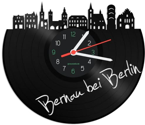GRAVURZEILE Schallplattenuhr - Skyline Bernau bei Berlin - Wanduhr aus gegossenem Vinyl mit Stadt Skyline 30 cm - Upcycling Designer Uhr - Moderne Wanduhr im Retro Vintage Style - Made in Germany
