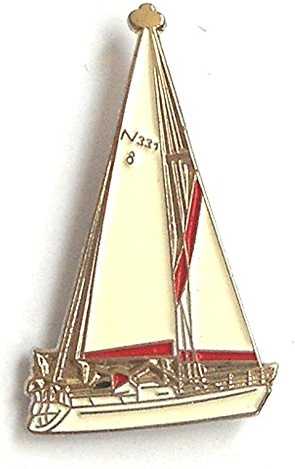 Emaillierte Metall-Anstecknadel, Motiv: Segelboot / Yacht