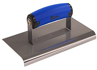 Bon 62-450 Kanten-Kelle, 20,3 x 10,2 cm, Beton, Edelstahl, Radius 1,3 cm, 1,6 cm tiefer Griff mit angenehmer Haptik
