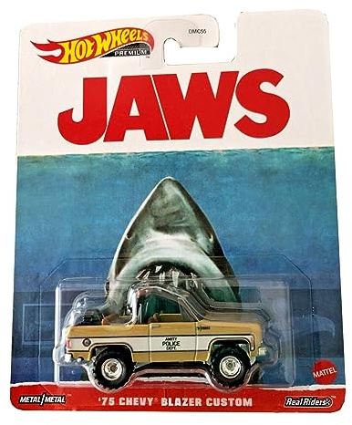 Hot Wheels Jaws aus dem Film Lo SQUALO Die Cast Modellauto 1975 Chevy Blazer Custom Amity Police Maßstab 1:64 - Länge 7cm HKC24