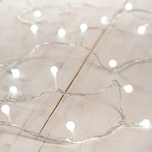 Lights4fun 40er LED Kleine Kugel Lichterkette mit warm weißem Licht 6 m Strombetrieb Lichterkette Innen mit Stecker [Energieklasse A++] Deko Kinderzimmer Wohnzimmer Party