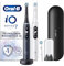 Oral-B iO 7 Duo Elektrische Zahnbürsten, Schwarz und Weiß, Drucksensor zum Schutz des Zahnfleischs, 2 Griffe, Zubehör, 2 runde Bürsten, 1 Ladegerät, 1 Reiseetui