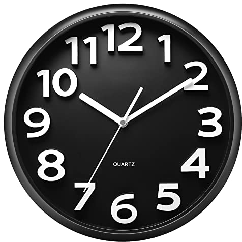 Plumeet 25 cm Kleine Wanduhr, Nicht tickende Stille Quarz Dekorative Uhren, Moderner Stil Gut für Wohnküche Wohnzimmer Schlafzimmer Büro, Große 3D-Nummer Anzeige, batteriebetrieben (Schwarz)