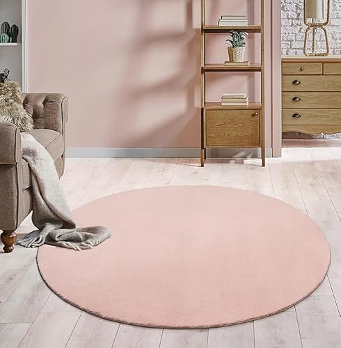the carpet Relax Moderner Flauschiger Kurzflor Teppich, Anti-Rutsch Unterseite, Waschbar bis 30 Grad, Super Soft, Felloptik, Blush, 120 cm Rund