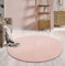 the carpet Relax Moderner Flauschiger Kurzflor Teppich, Anti-Rutsch Unterseite, Waschbar bis 30 Grad, Super Soft, Felloptik, Blush, 120 cm Rund