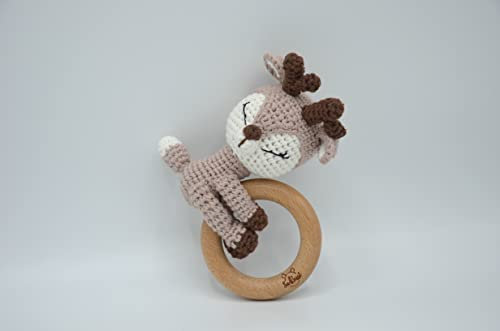 SaRassl Häkelrassel Reh Bambi, braun, 100 % Baumwolle, antibaktielle Füllung aus Polyesterfasern und unbehandelter Holzring, handgemacht, Größe: 12x12 cm