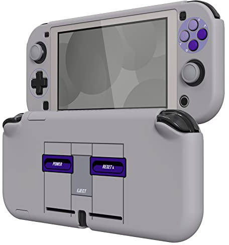 eXtremeRate Schutzhülle für Nintendo Switch Lite,Schutzhülle Case Hülle Tasche Zubehör für Switch Lite Joycon Konsole/Displayschutzfolie/Sticks-Kappen/Knöpfe-Kappen-Stickers(Classics SNES Style)