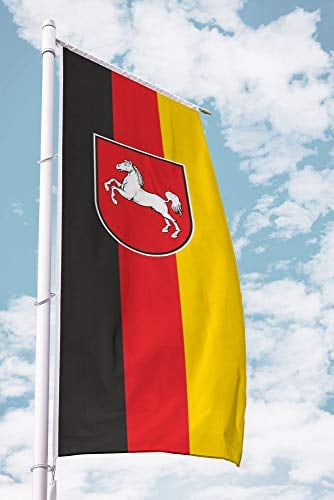 Deitert Niedersachsen Flagge – 150 x 400 cm für Fahnenmast mit Ausleger, Niedersachsen Fahne mit Wappen, aus reißfestem Polyester, wetterfest und UV-beständig