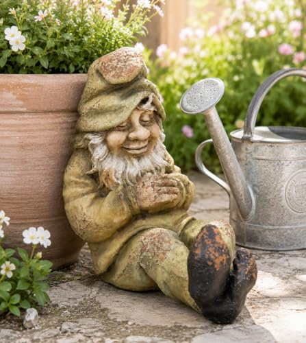 Home of Christmas Gartenfigur Zwerg aus Keramik im Vintage & Shabby Chic Look – Wetterfeste Gartenzwerge im Landhausstil, Rustikale Antik Deko Figur für Garten, Balkon (Gartenzwerg 46 x 28 x 44 cm)