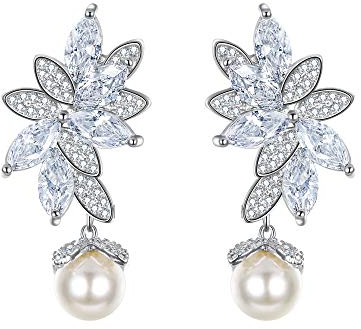 EVER FAITH® Zirkonia CZ elegant Blume Form edel Ohrringe kurz Anhänger Silber-Ton N07546-1