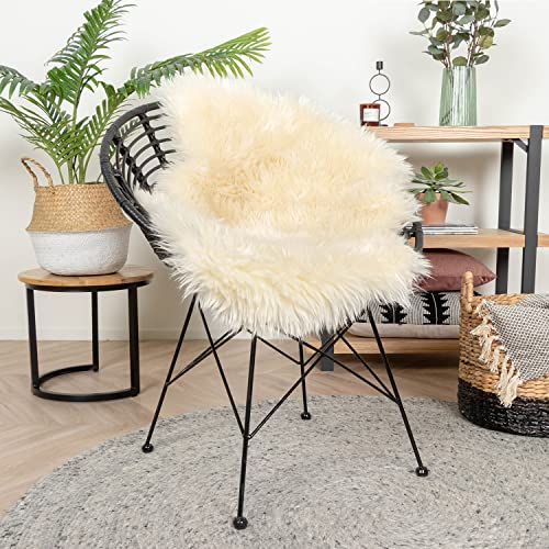 FRAAI Lammfell - Elly Creme 60x90cm - Schaffell - Polyester - Weich und Flauschig - Einfarbig - Naturfell - Modern, Skandinavisch - Wohnzimmer, Esszimmer, Schlafzimmer - Rug