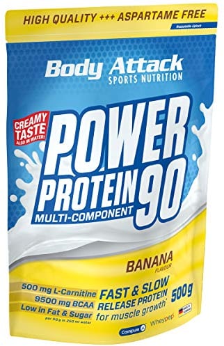 Body Attack POWER PROTEIN 90 - Banana - 500g Beutel - Mehrkomponenten Protein Pulver, Made in Germany - Mit BCAA, Vitaminen & L-Carnitin - Protein Shake extra cremiger Geschmack, gute Löslichkeit