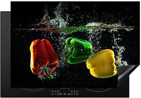 KitchenYeah© Herdabdeckplatte Einteilig Induktionsmatte Küche Abdeckung Ceranfeld Herd Abdeckplatte Deko Vinyl Matte Aufrollbar Paprika - Gemüse - Wasser - Schwarz - Rot - Grün - Gelb - 78x52 cm