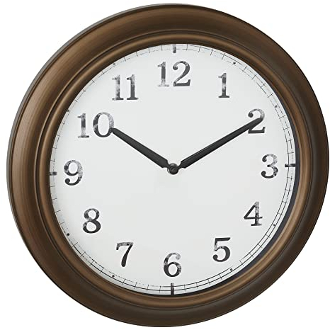TFA Dostmann Analoge Wanduhr Outdoor, 60.3066.53, XL Uhr, im Retro Design, spritzwassergeschützt, aus Metall/Glasabdeckung, für den Garten, Balkon oder Terrasse, 38,7 cm x 5,2 cm, Messing