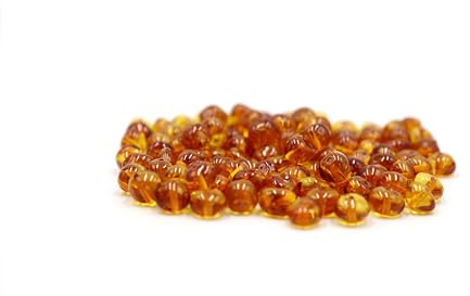 Baltischem Bernstein Perlen im Barockstil. Lose Perlen mit gebohrten Loch. Mehrere Farben und Größen. 10 Gramm Zertifizierter baltischer Bernstein. Perfekt zur Schmuckherstellung. (4-6 mm, Cogcan)