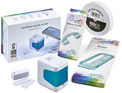 Colop e-Mark go Set. Bestehend aus dem mobilen Drucker e-Mark GO, Lineal, Führungsschiene für Bänderbedruckung, Band 15 mm, sowie PVC-Schilder zur Schilderbedruckung und Broschüre. weiß