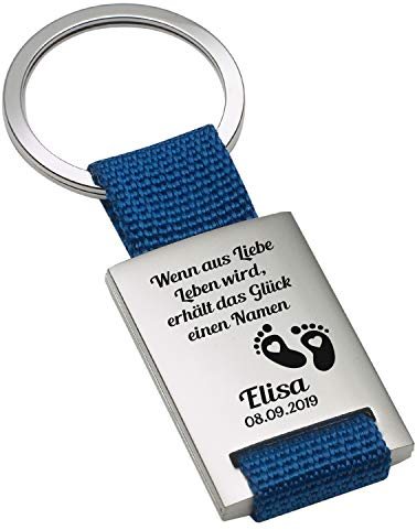Geschenke 24 Schlüsselanhänger personalisiert Fußabdruck mit Geschenkverpackung (blau): Schlüsselanhänger mit Spruch mit Wunschnamen und Datum, Auto - Taufe Junge, Taufe Mädchen