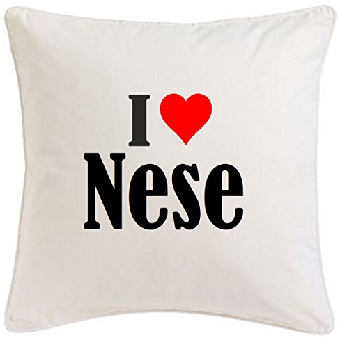 Kissenbezug I Love Nese 40cmx40cm aus Mikrofaser geschmackvolle Dekoration für jedes Wohnzimmer oder Schlafzimmer in Weiß mit Reißverschluss
