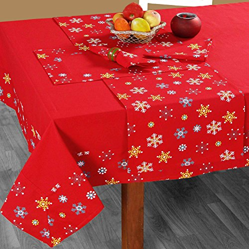 Homescapes Rote Weihnachtstischdecke 137x178 cm, Festliche Tischdecke mit Bordüre aus 100% Baumwolle, Tischtuch rot mit Schneeflocken