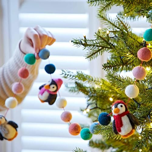 Felt Penguin Garland - Holiday Décor - Xmas Hanging Ornaments - Christmas Tree Decoration - Alternative Tinsel - Nursery - Children's Room