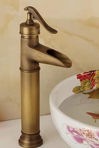 Retro Wasserhahn (Brunnen)