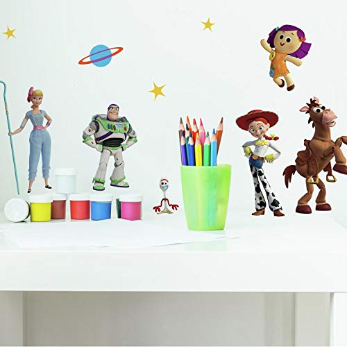 RoomMates Toy Story 4 Peel and Stick Wall Decals, mehrfarbig, 17 elemente, 1 blatt á 45,72 cm x 101,6 cm