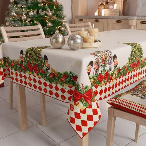 PETTI Artigiani Italiani - Tovaglia Natalizia Antimacchia Rettangolare Copritavolo Natalizio Cucina Disegno Soldatini Rosso X6 Posti (140x180 cm) 100% Made in Italy