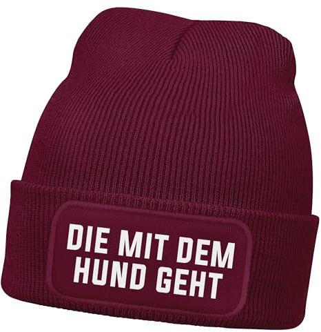 MoonWorks® Damen Beanie Strickmütze mit Patch Spruch Die mit dem Hund geht Aufdruck Lustig Damenmütze