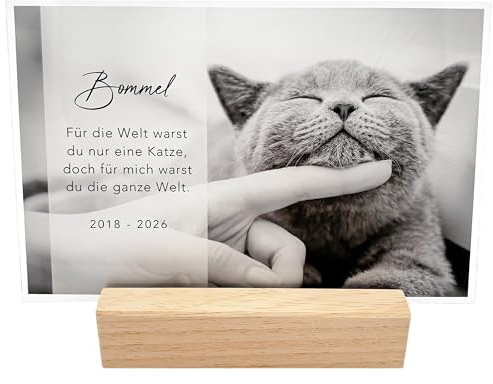 Gedenktafel Katze personalisiert mit Foto im Querformat 13 x 20 cm | Personalisiert, Acrylglas mit Echtholzfuß, 13 x 20 cm, Andenken an verstorbene Katzen, zur Erinnerung & Trauer