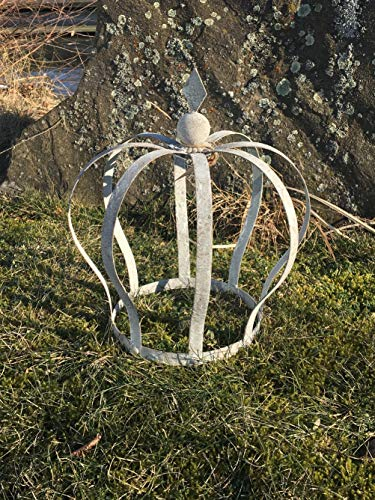Dekokrone Landhaus shabby grau Metall 18x27x30 Gartenkrone Beetdeko