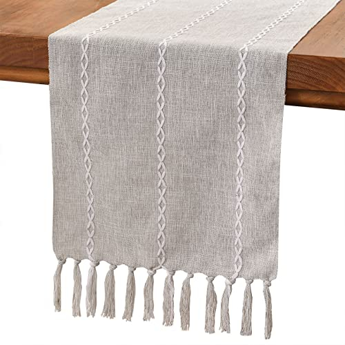 Wracra Baumwoll Leinen Tischläufer Bauernhaus Stil Grau Tischläufer 120cm mit Handquasten für Partys, Esszimmer-Dekorationen, Dessert-Tischdekoration(Leichter Grau, 120cm)