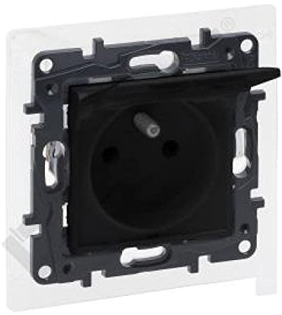 Prise avec couvercle 2P + E France Système noir Niloe Step encastré