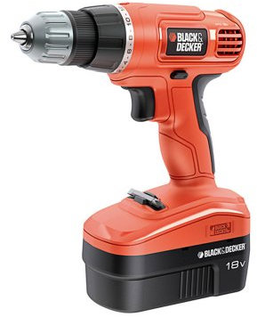 Black + Decker 18V 1.2Ah Akku-Bohrschrauber, mit Slide Pack Akku, im Koffer, 24 Drehmomentstufen, EPC18CAK