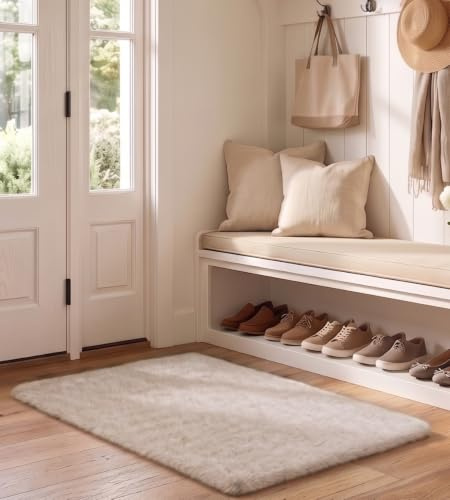 ROHATIM Teppich 60x90 cm Beige Bettvorleger Waschbar rutschfest Kunstfell