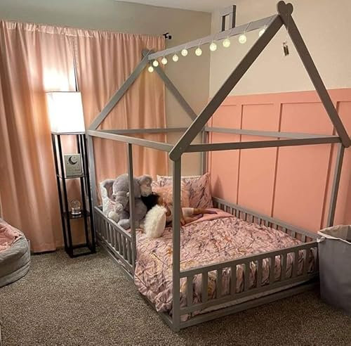 HOMEforDREAMS: Hausbett für Kleinkinder - Montessori inspiriertes Bettgestell mit Dach und Kamin (Grau, 200x120cm)