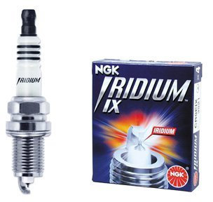 4 neue NGK Iridium IX Zündkerzen ur55ix # 7272