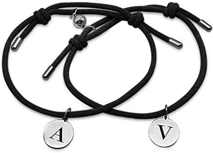 Zelaro Pärchen Armband mit Initialen Partnerarmbänder magnetisch als Geschenk für Partner Armband mit Gravur Geschenk für Freund, Freundin Personalisiertes Armband mit Namen Schmuck (Schwarz)