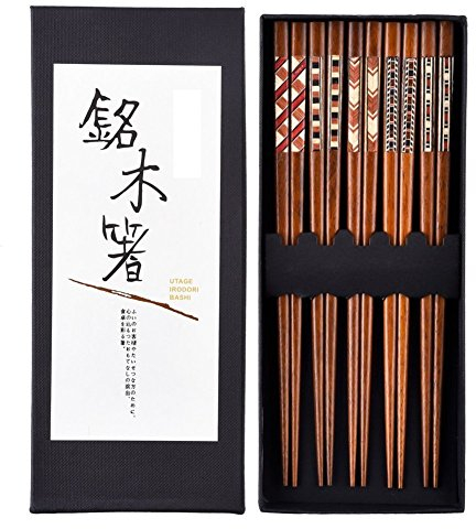 Gerhannery - 5 paires de Baguettes japonaises de 23 cm en bois naturel Réutilisables et lavables au lave-vaisselle Avec magnifique boîte noire faite à la main
