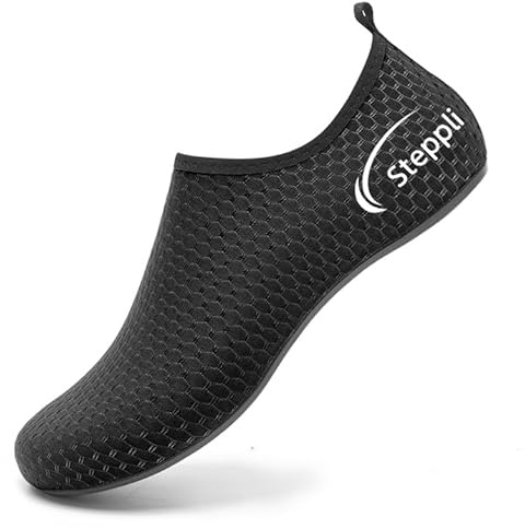 Steppli Water Shoes Beach Swim Pool Sea Surf Aqua Socks Quick-Dry Breathable Lightweight Shoes for Men Women Black EU46/47=UK10.5/11.0