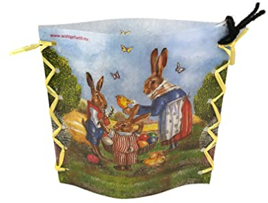 Stimmungslicht Hasenfamilie, Küken und Ostereier