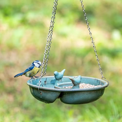 CJ Wildlife vogeltränke Keramik – vogeltränke Winterfest, trinkschale vögel – 2-in-1 Futter- und Trinkstation aus Blauer Keramik mit Metallkette – handgefertigt, einzigartiges Muster
