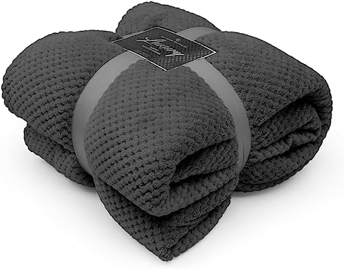FAIRWAYUK Waffle Honeycomb Throw Fleece Blankets, 100% Polyester Warm Faux Fur Throws Over Sofa Bed Settee Soft Blanket, Extra Large (Charcoal, King Size 200x240cm)