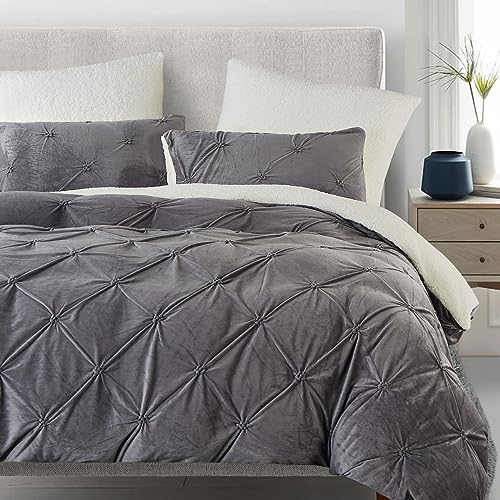 Winter Bettwäsche 135x200cm 4Teilig Flanell Fleece Grau Weiß Wendebettwäsche Set Flauschig Plüsch Sherpa Cashmere Touch Pintuck Bettbezug und Kissenbezug mit Reißverschluss,Oeko-Tex Zertifiziert