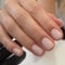 Cubahop 24pcs French Short Square Press Nails Nude White gloss faux ongles Acrylique Art ensemble complet de faux ongles sticky Nails pour femmes et filles (C)
